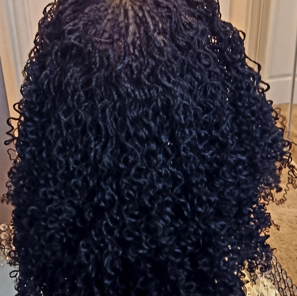 Wig - Picture 5 of 6